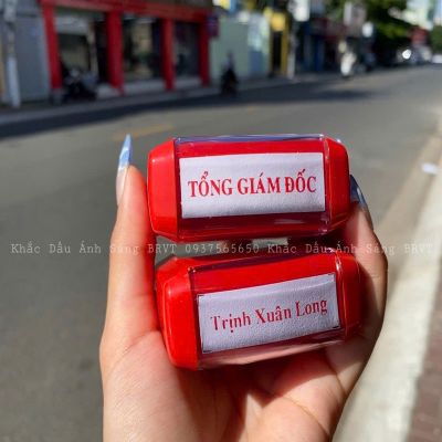 Dấu tên tổng giám đốc