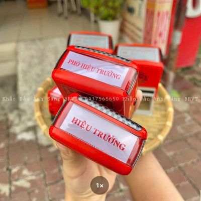 Khắc dấu tên hiệu trưởng & phó hiệu trưởng